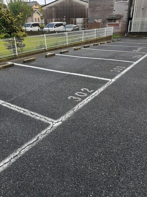 カーサマサ（201） 駐車場