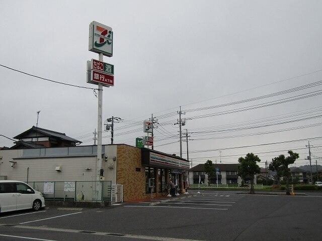 セブンイレブン新茂原駅店：650m