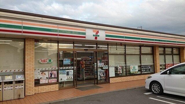 セブン-イレブン 木更津金田東：350m