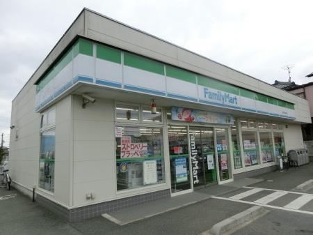 ファミリーマート誉田大網街道店：730m
