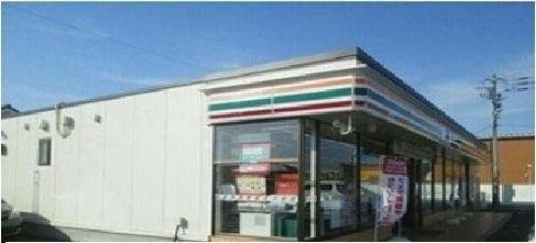 セブンイレブン木更津請西南店：800m