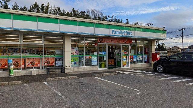 ファミリーマート茂原新小轡店：250m