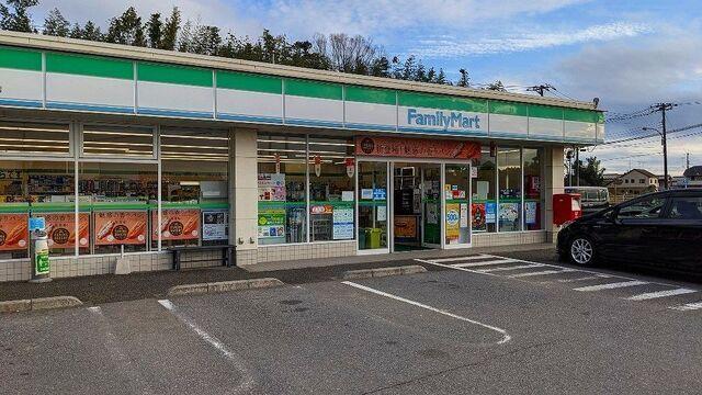 ファミリーマート茂原新小轡店：180m