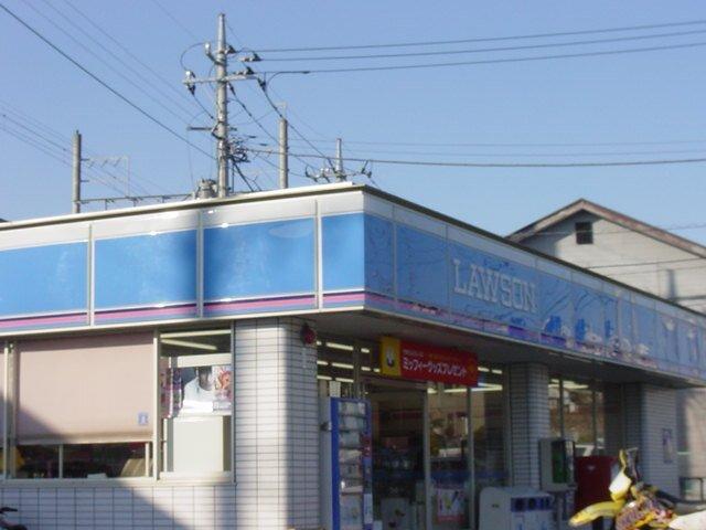 ローソン千葉小金沢店：451m