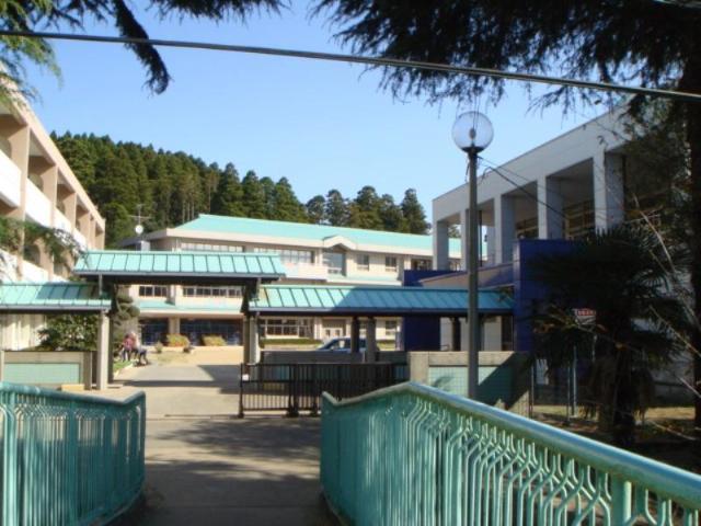 山武市立成東小学校：1309m