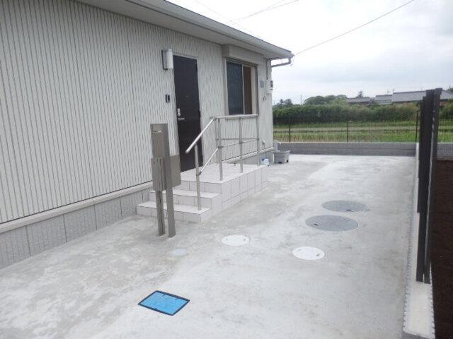 グランドハイ岬　DE（E） 駐車場