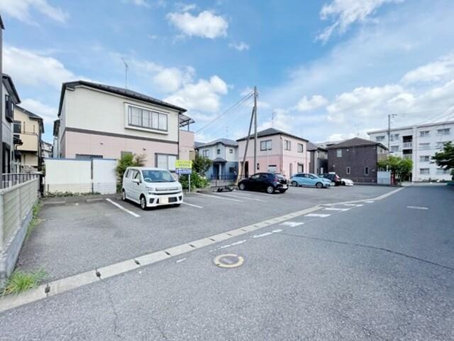 ブルーメ小倉（206） 駐車場