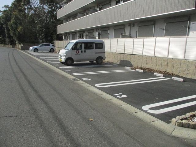 ルアナハイム（306） 駐車場
