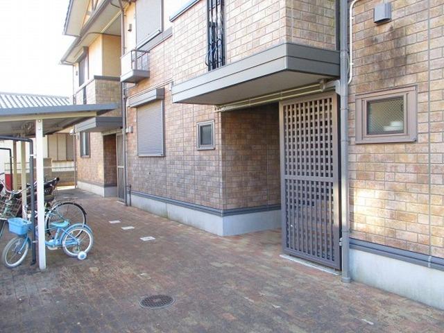 シャン クライン　Ｃ（202） エントランス