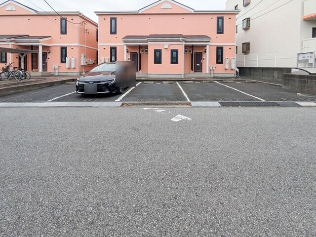 サンハイム学園前　Ｃ（101） 駐車場