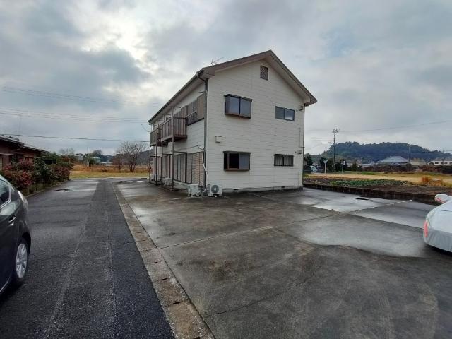 シーズ桜（202） 駐車場