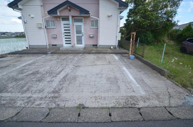 アスルーフⅠ（2） 駐車場