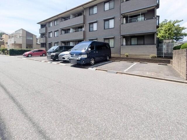 カーサみつわ台　Ｆ（303） 駐車場