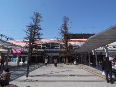 山陽電鉄本線明石駅：1374m