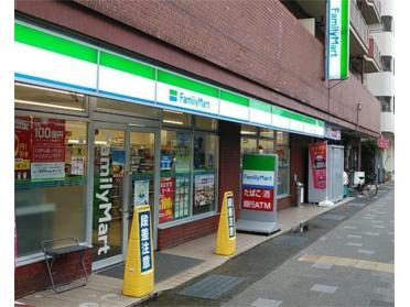 ファミリーマート 灘桜口店：57m