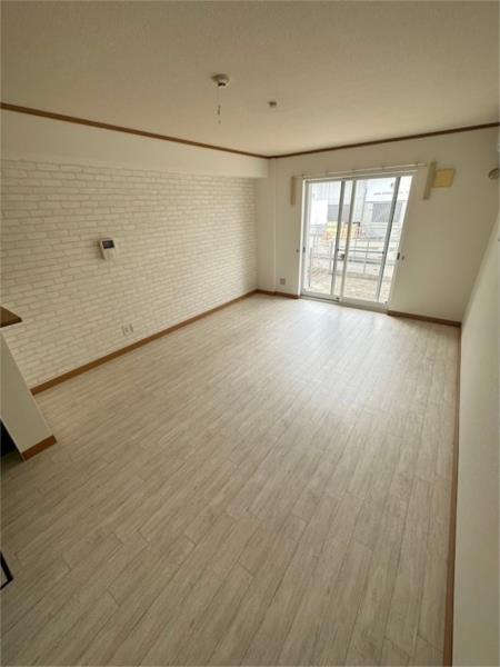神戸市西区玉津町西河原アパート リビング