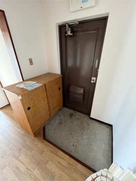 落合農住団地E棟 玄関