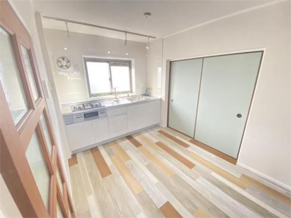 神戸市須磨区高倉台マンション リビング