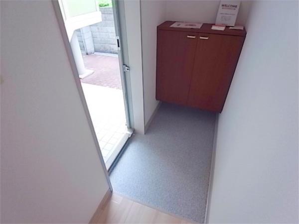 グランディール福田 玄関