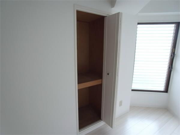 ベルトピア塩屋I 収納