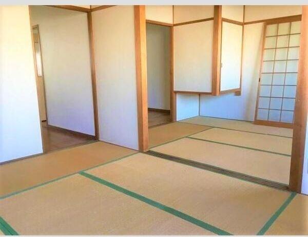 メゾン泉 玄関