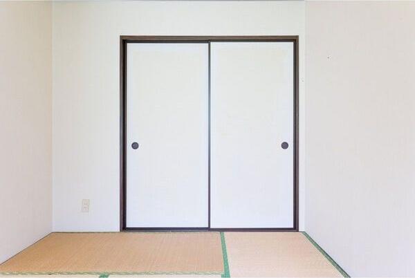 乾ハイツB棟 収納