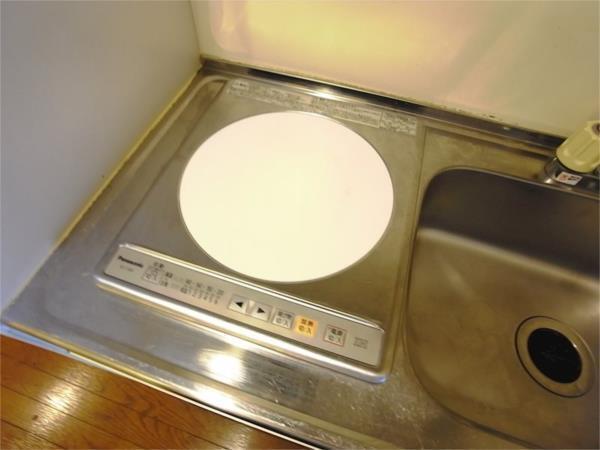 リヴェールメイ垂水 キッチン