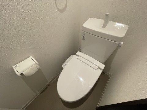 神戸市垂水区平磯アパート トイレ