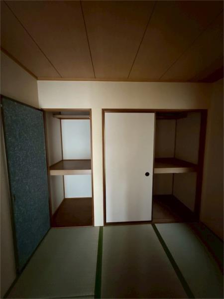 エステート塩屋山手B棟 収納