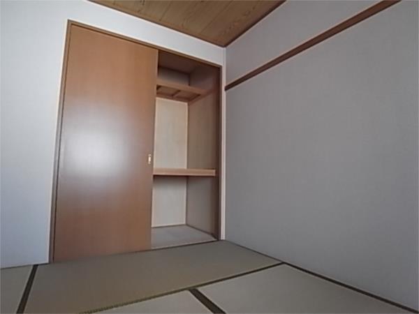プランドールMITANI　Ａ棟 収納