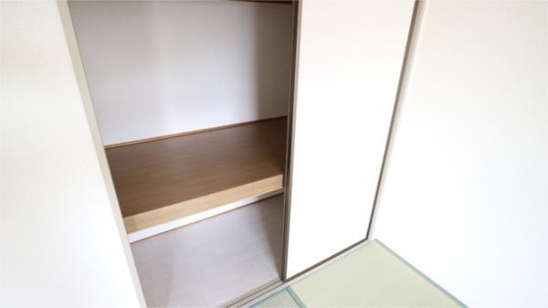 ネオフォレスト昆陽池 部屋画像