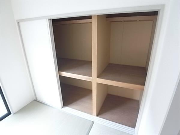 神戸市須磨区桜木町アパート 収納