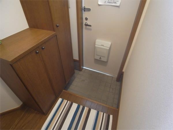 アンソレイエ 玄関