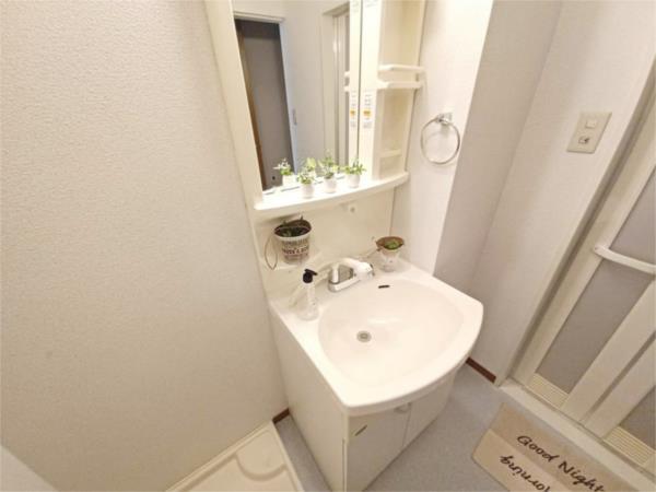 リビングタウン西野 部屋画像