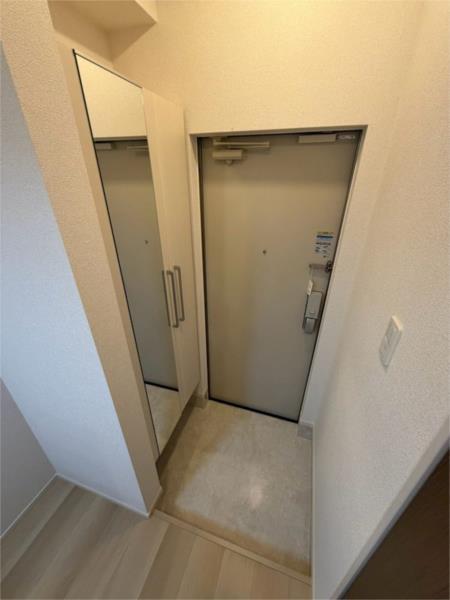 ヒカルサ神戸垂水山手 玄関