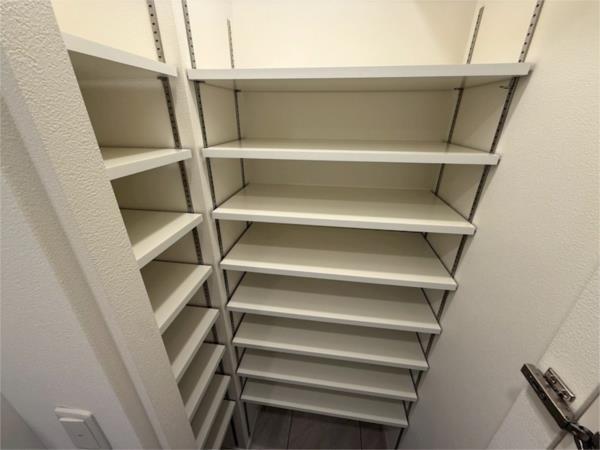 レジュールアッシュ塚本レジデンス 玄関