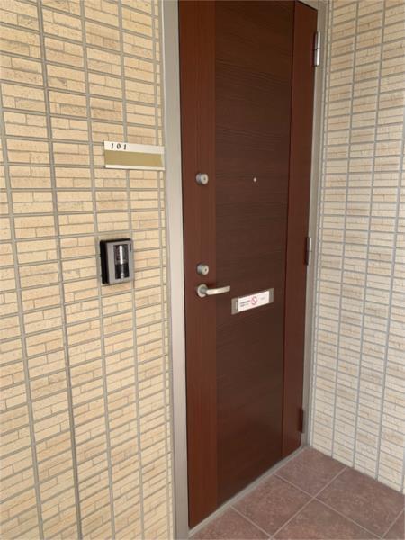 ウィットヒメサト 玄関