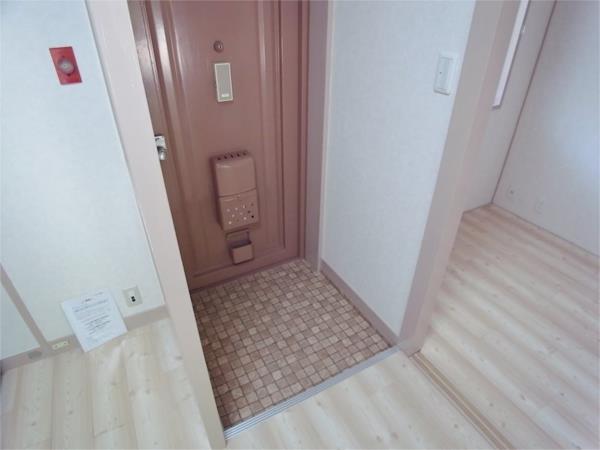 森本マンション 玄関