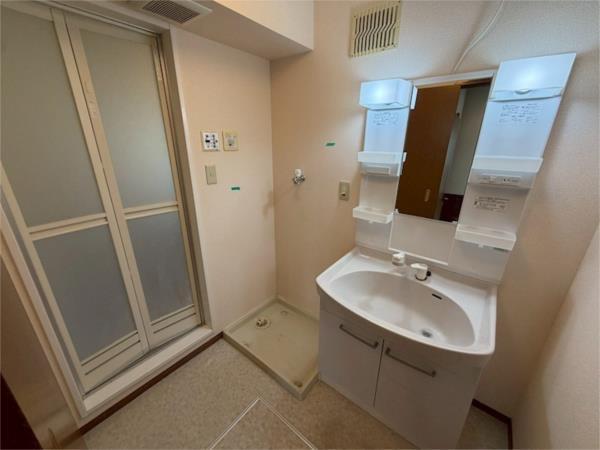 WoHNuNG 部屋画像