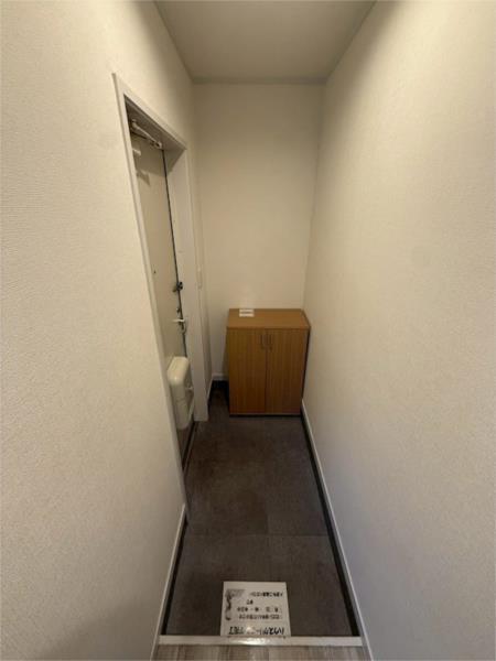 リヴェール123 玄関