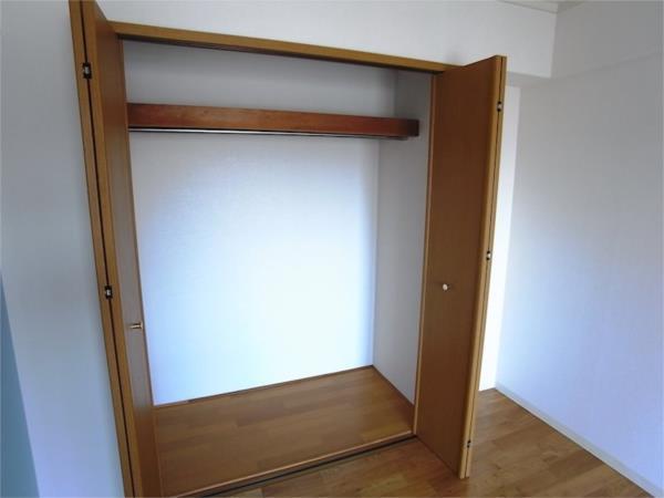 サニーパレス神陵台 収納