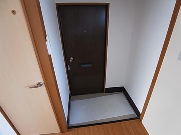 パンション飛松 玄関