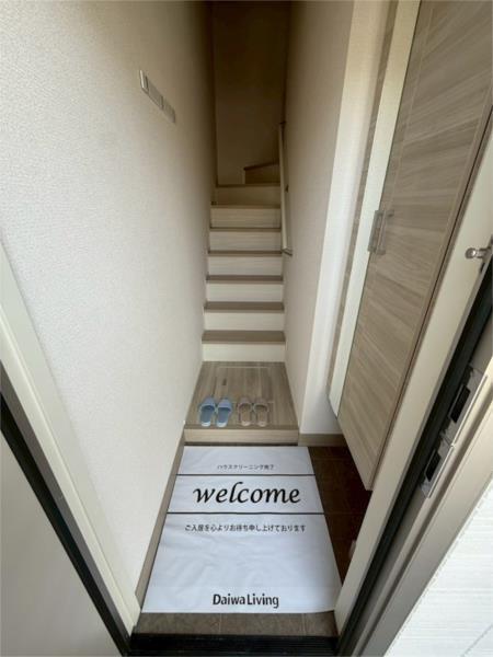 アルコバレーノX 玄関