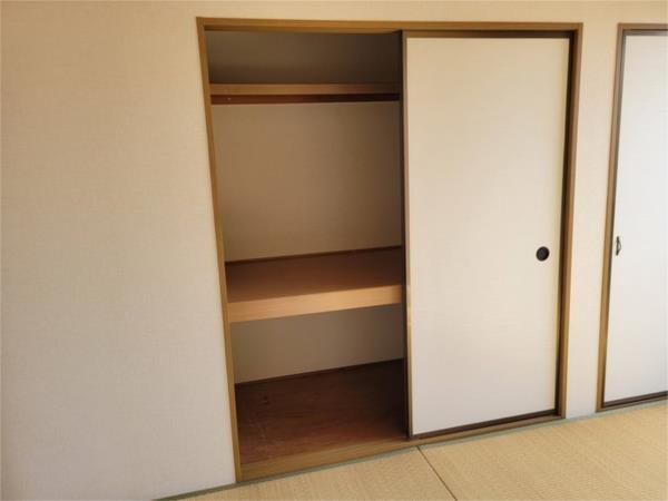 アベニュータツミ 収納