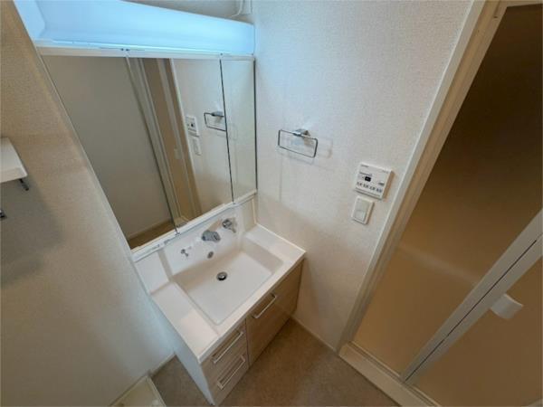 リヴァーサイド　ヴィラ 部屋画像
