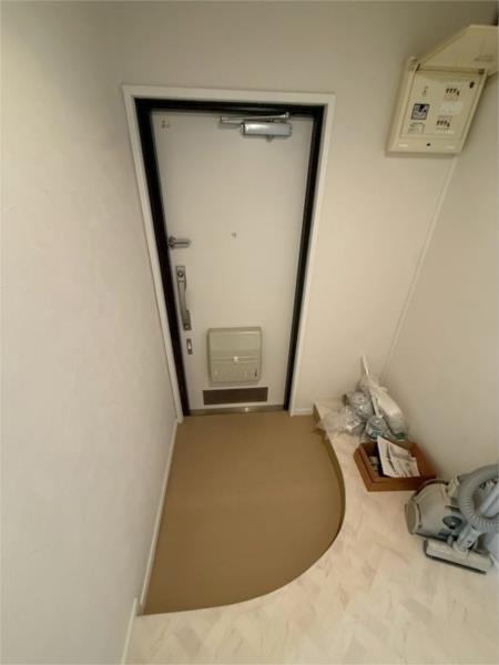 垂水高丸住宅４号棟 玄関