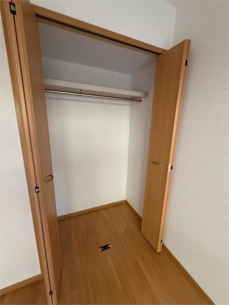 クレモナ山手 収納