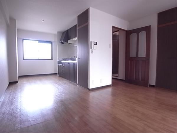 フォルチューナ芦屋 リビング