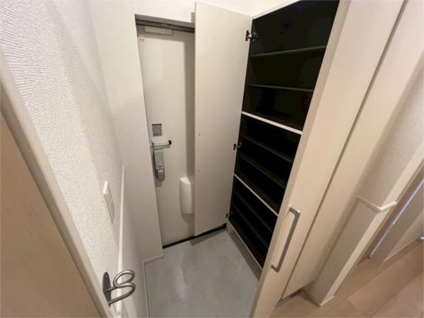 エラン　パティオ 玄関