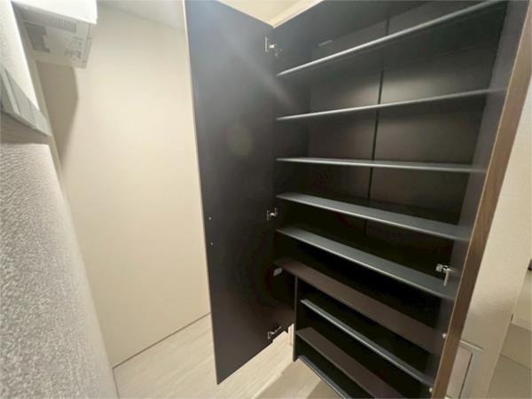 ル　トレフル 玄関